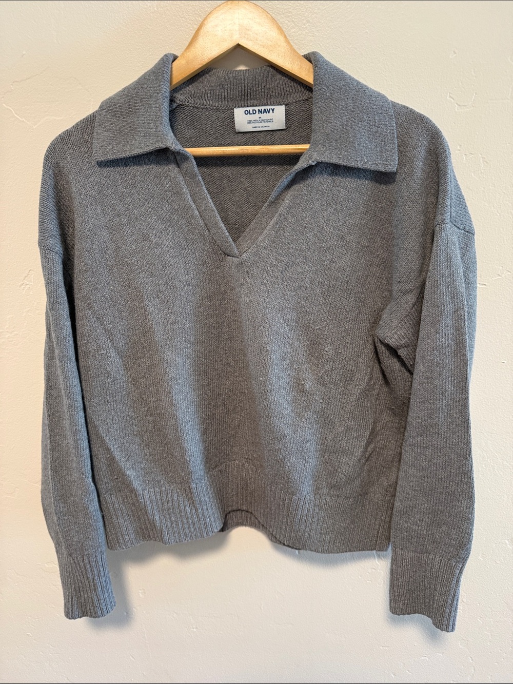 Old Navy Gray Collared V-Neck Knit Sweater